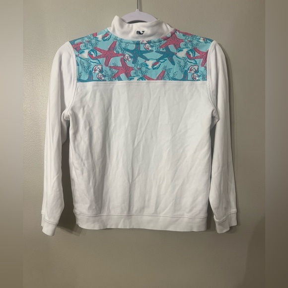 Vineyard Vines White Pullover
Youth large - Picture 2 of 2